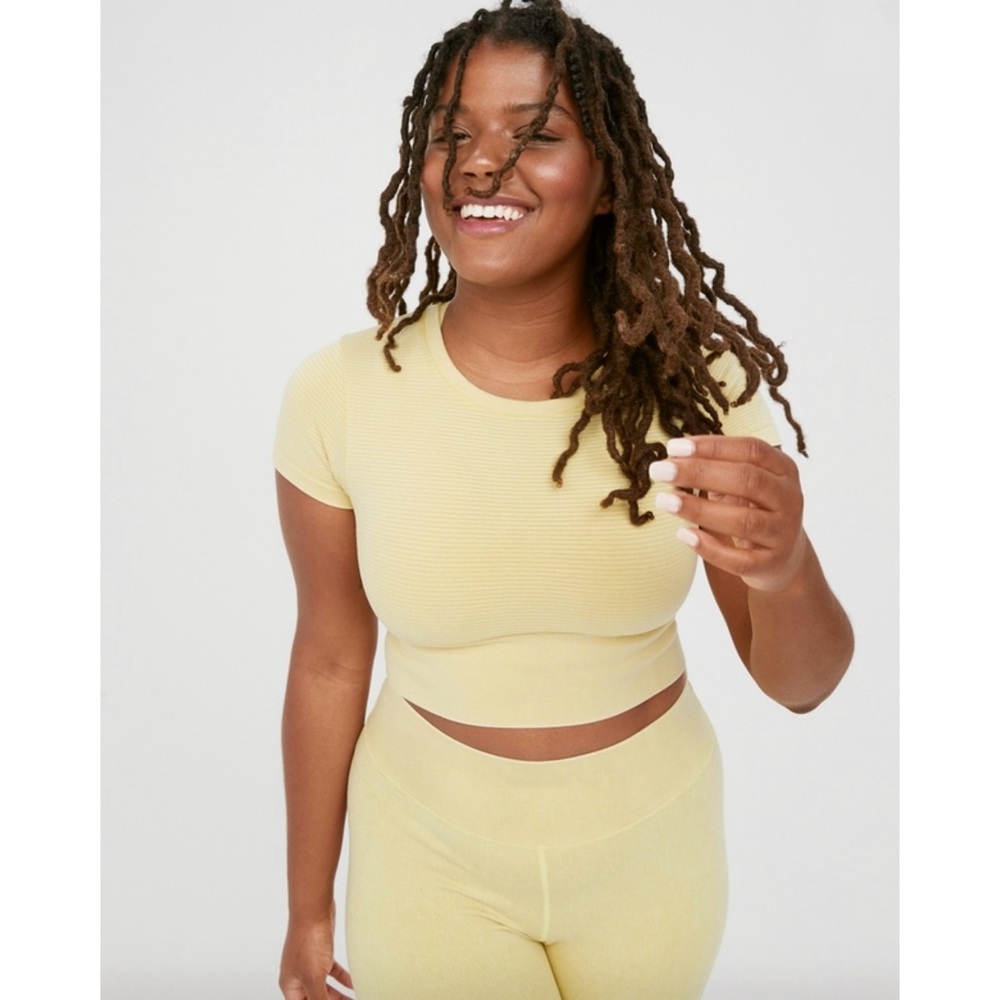 Offline by Aerie Totally! Textured Seamless Cropped‎ T-Shirt in Batalia Green